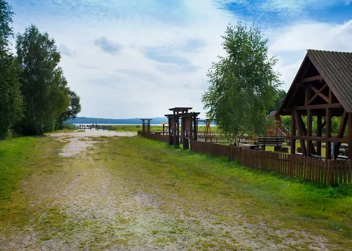 Dom wakacyjny Nad Jeziorem/seehaus 3 *